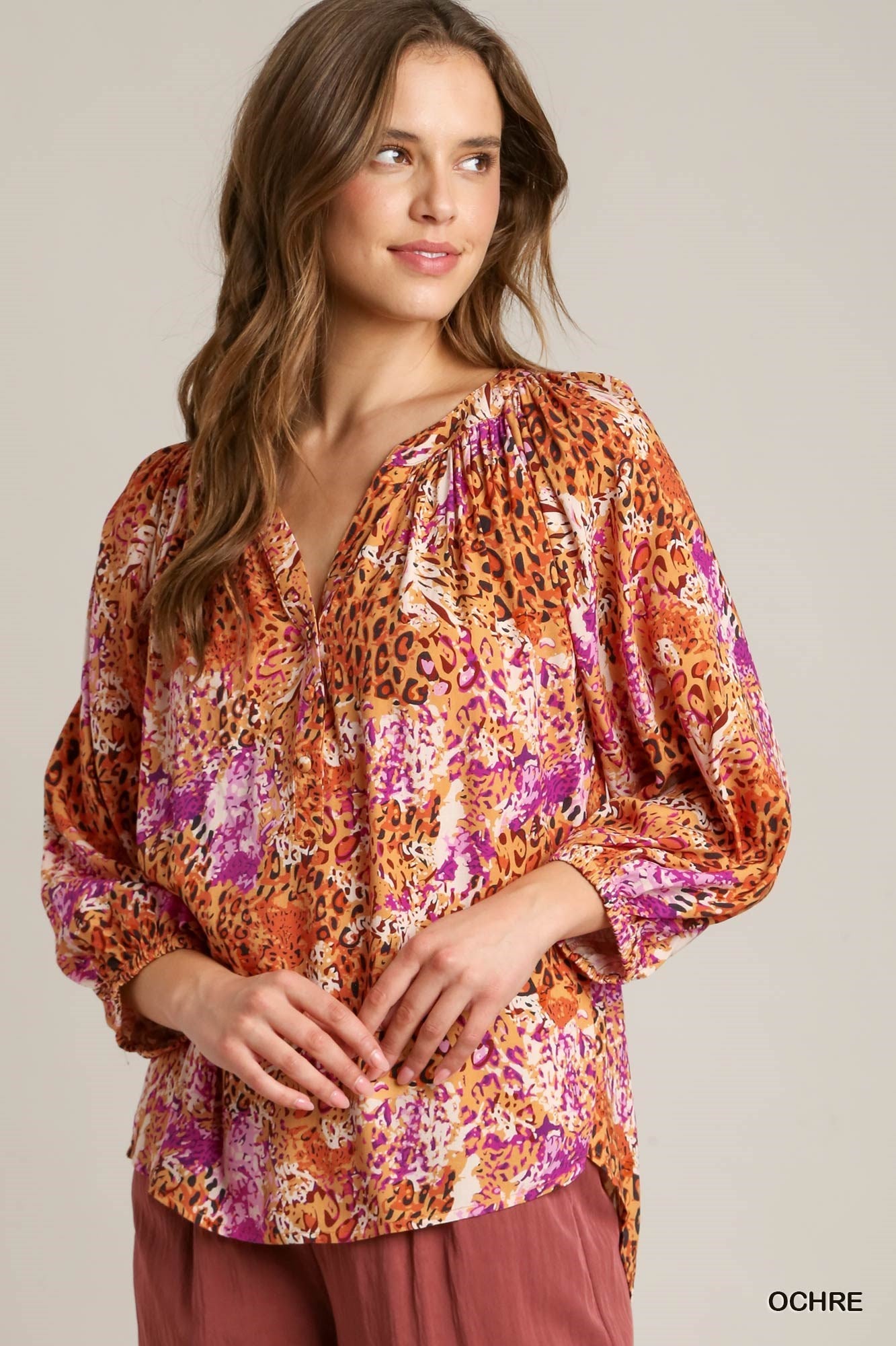3/4 SLEEVE V NECK TOP