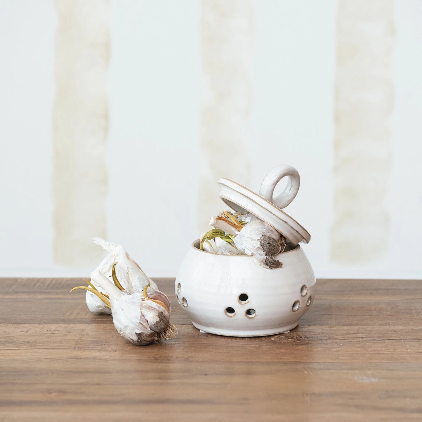 STONEWARE GARLIC JAR