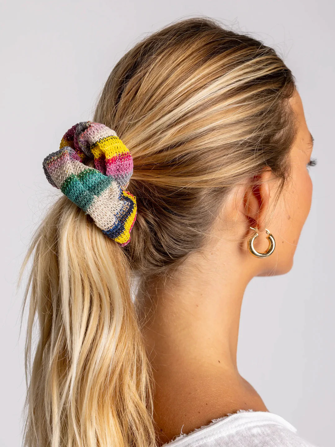 CROCHET SCRUNCHIE RAINBOW
