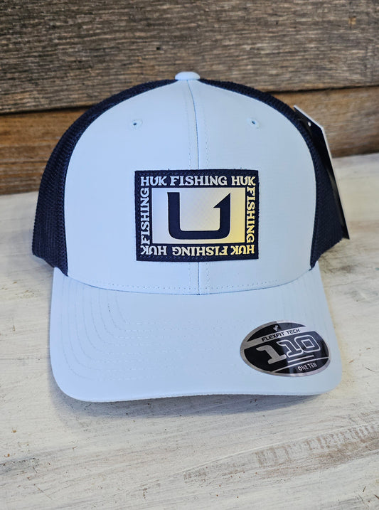 HUK GRADIENT PATCH 110 TRUCKER CAP