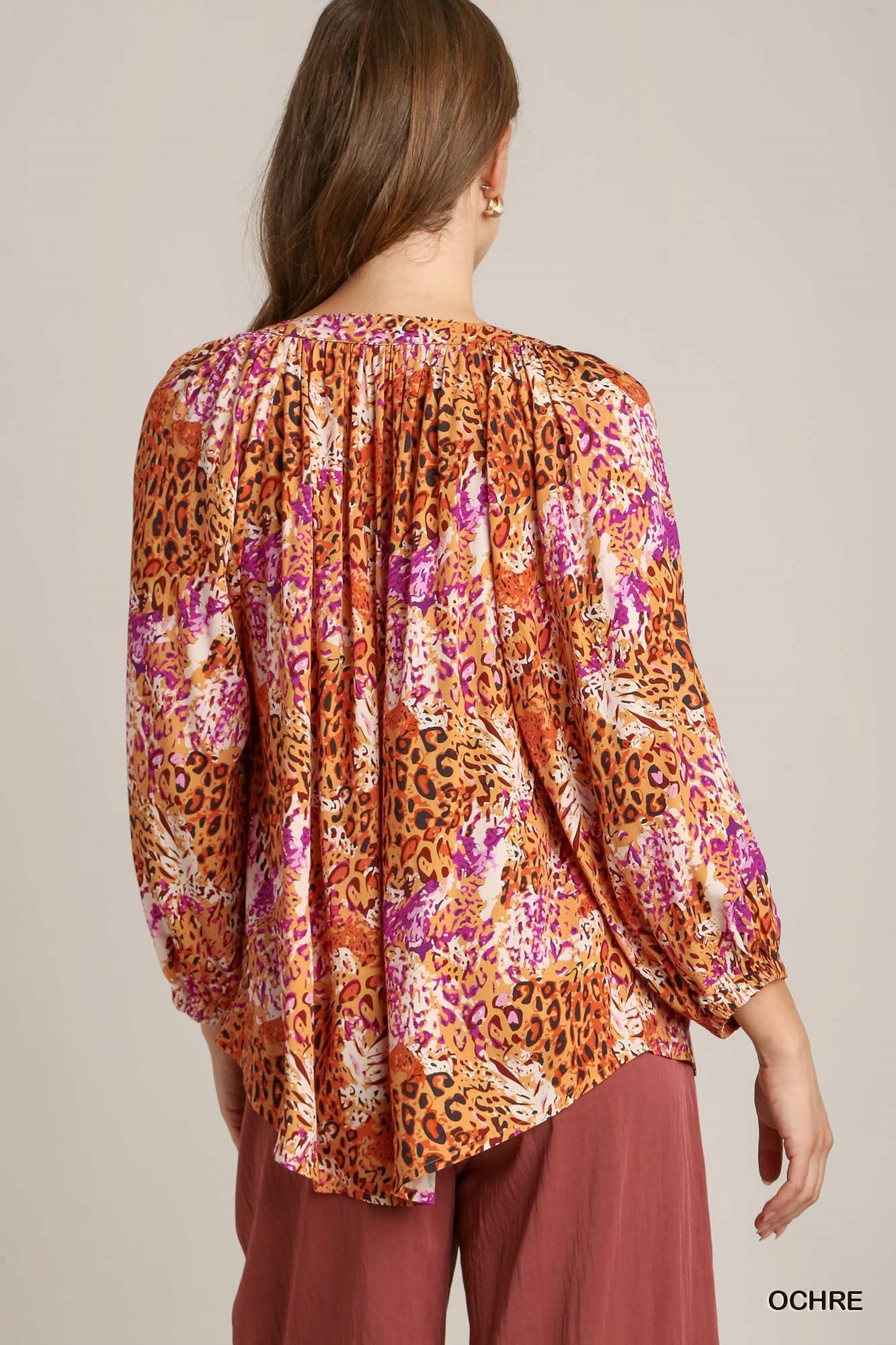 3/4 SLEEVE V NECK TOP