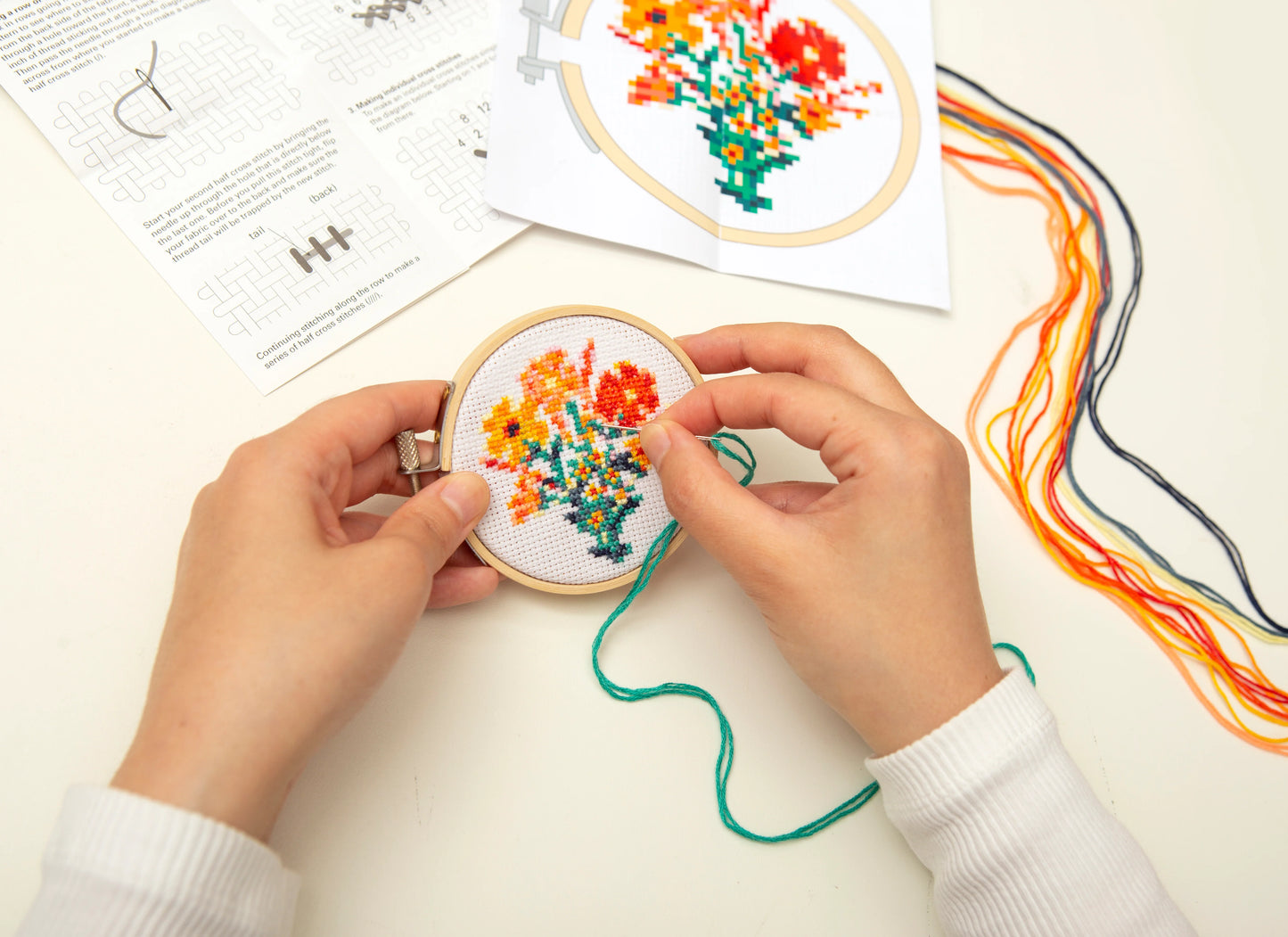 MINI CROSS STITCH EMBROIDERY KIT FLOWERS