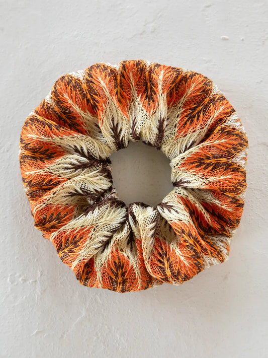 CROCHET SCRUNCHIE BURNT ORANGE
