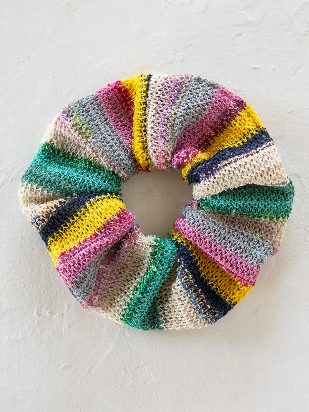 CROCHET SCRUNCHIE RAINBOW