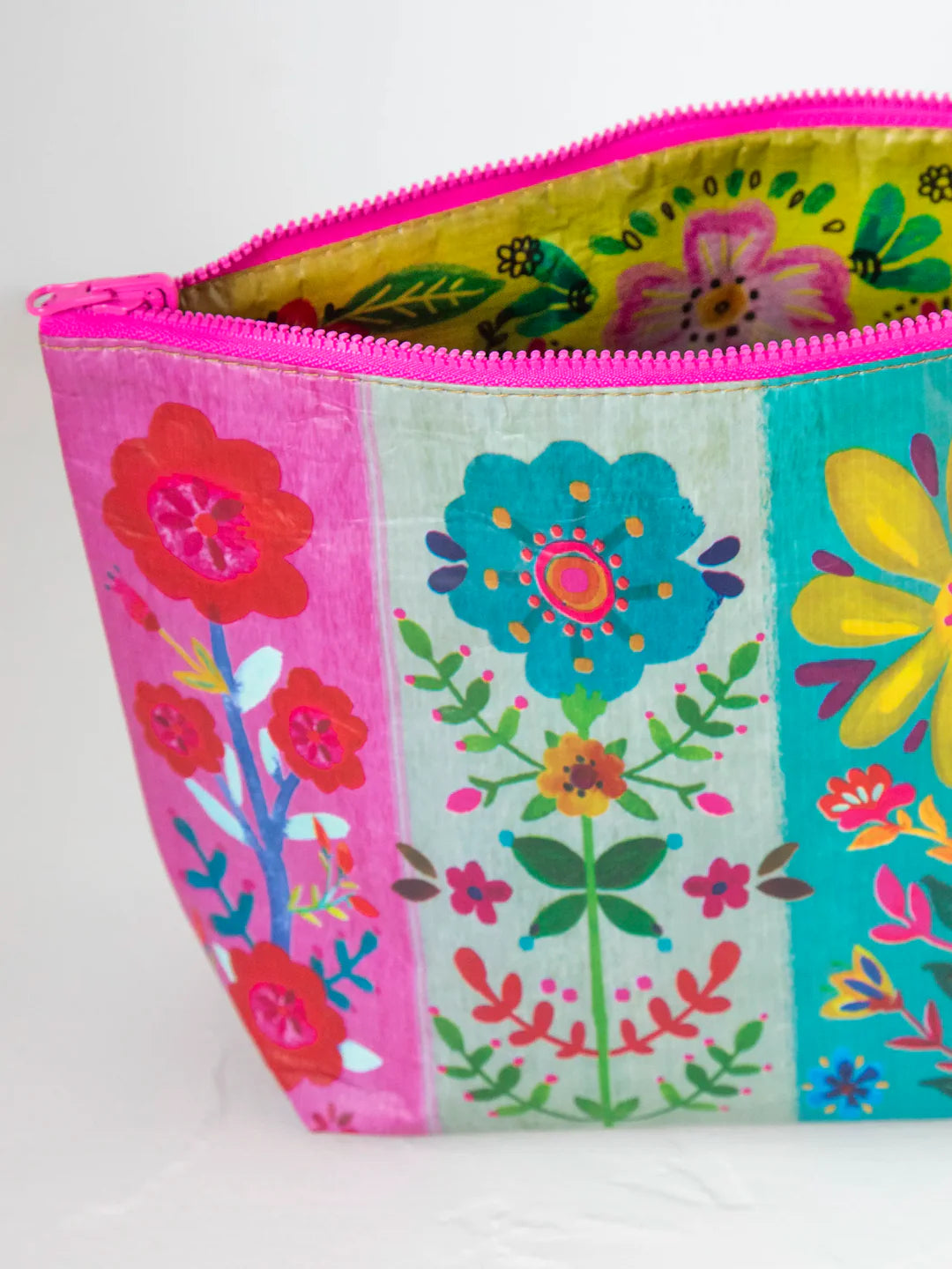 REVERSIBLE ZIP POUCH LG RAINBOW FLORAL